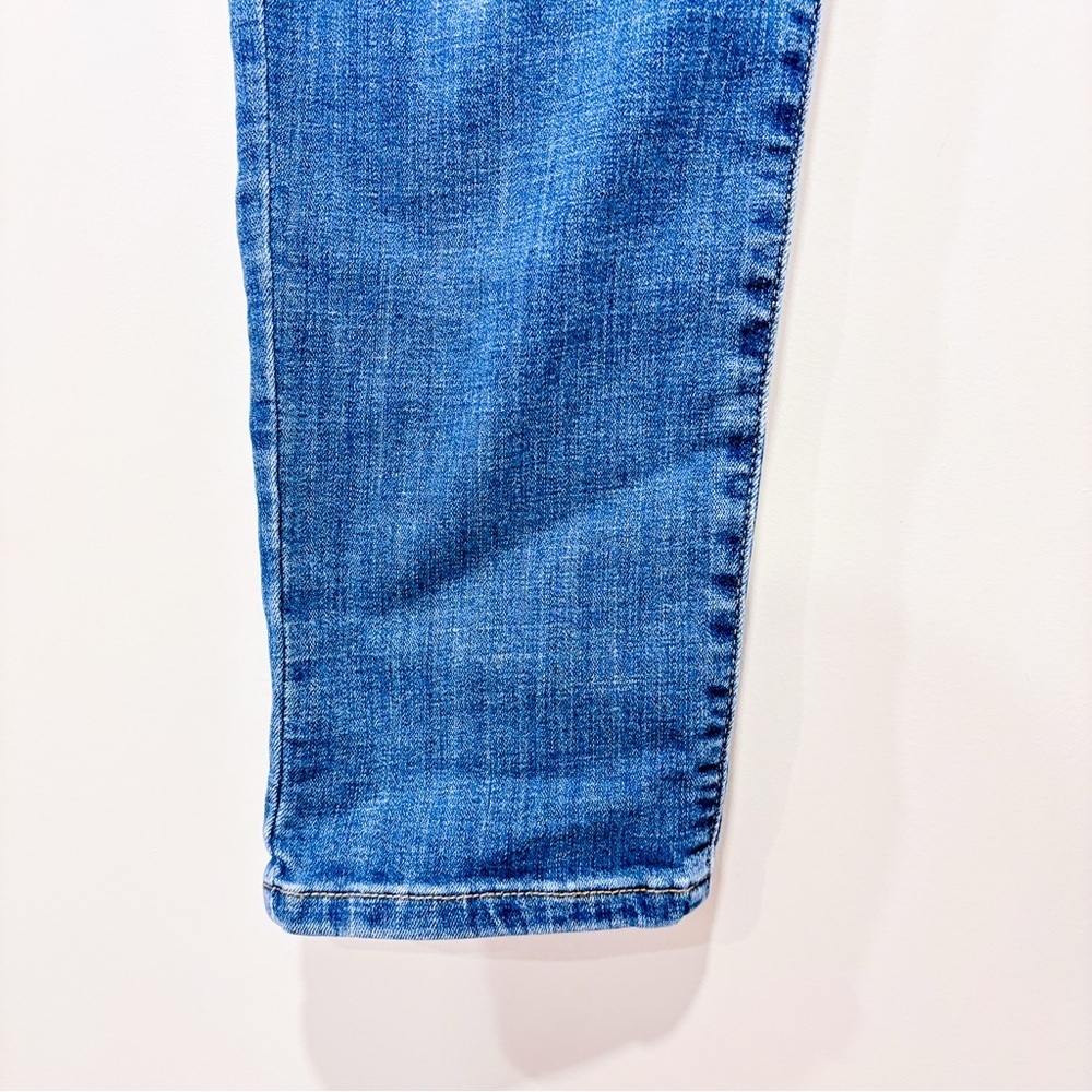 LEVI’S – Distressed boyfriend jeans | Classic relaxed denim * - Picture 11 of 11